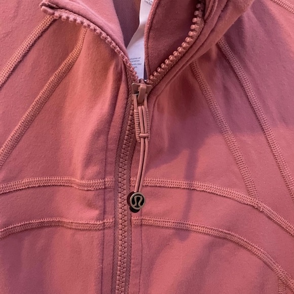 Lululemon Define Jacket in Quicksand - Picture 5 of 7